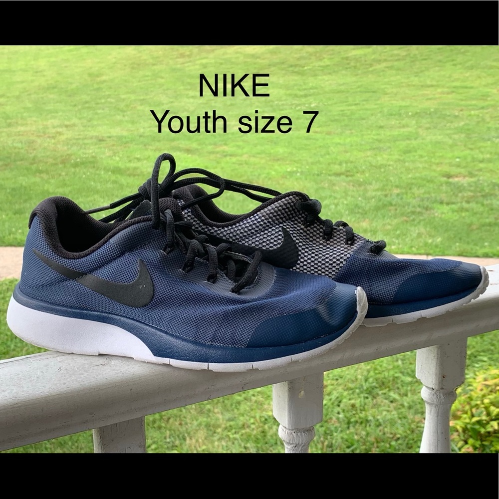 Boy’s Nike Shoes